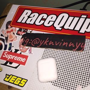 100% authentic Apple Airpods✅